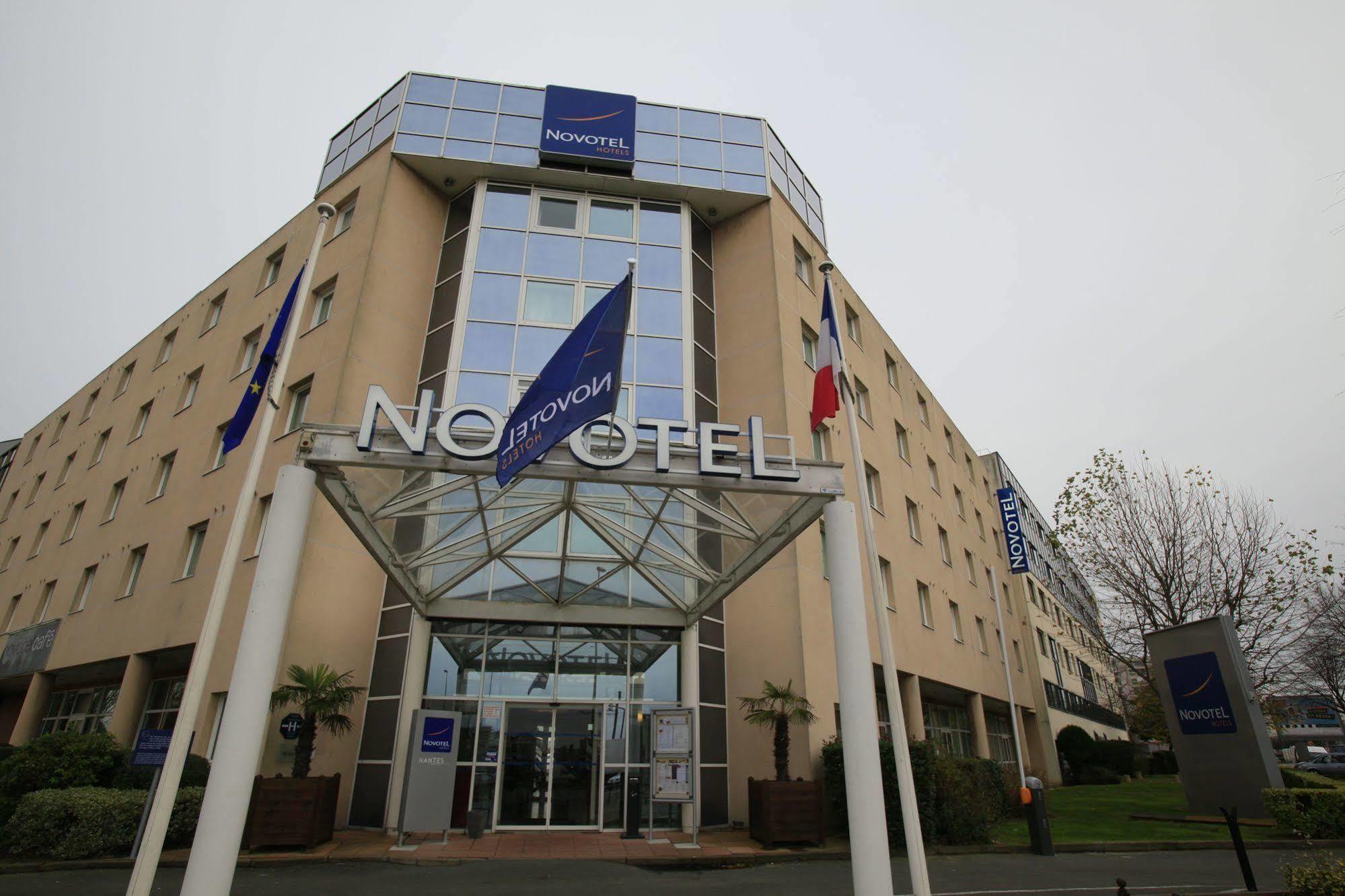 Novotel Nantes Centre Bord De Loire Exterior foto